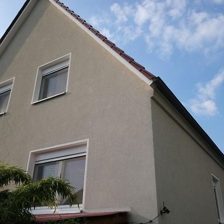 Privates Einzelzimmer Bei Der Weser-Ems-Halle Oldenburg Eksteriør billede